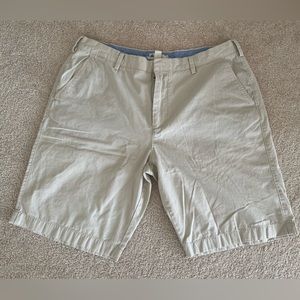 J. Crew Men’s Khaki Cotton Shorts size 38